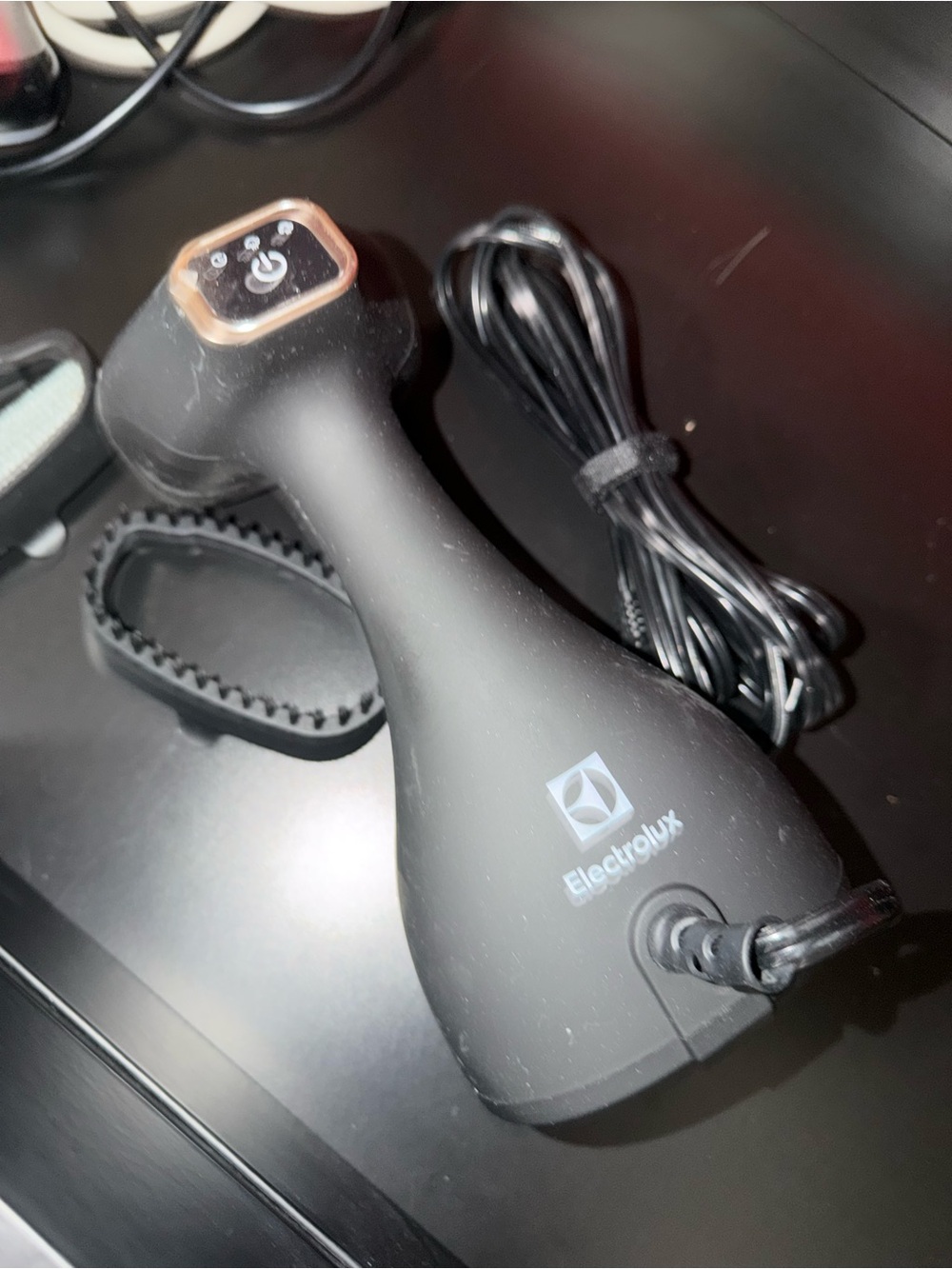 Electrolux Handheld Fabric Steamer - Black